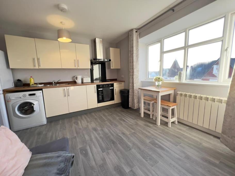 Princes Court, Sea Road บอร์นมัธ ภายนอก รูปภาพ